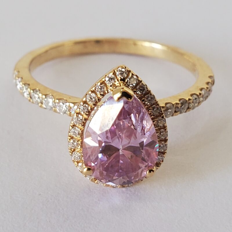 MOISSANITE PINK PEAR CUT ENGAGEMENT RING 18KT YELLOW GOLD