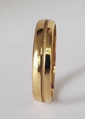 5mm unisex Classic band 18kt gold