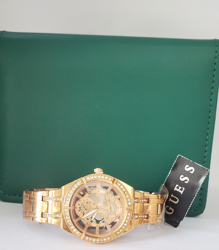 GUESS ROSE STUDDED CHAIN WATCH