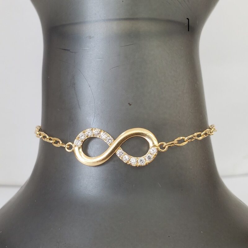 Infinity Moissanite 18kt gold Bracelet