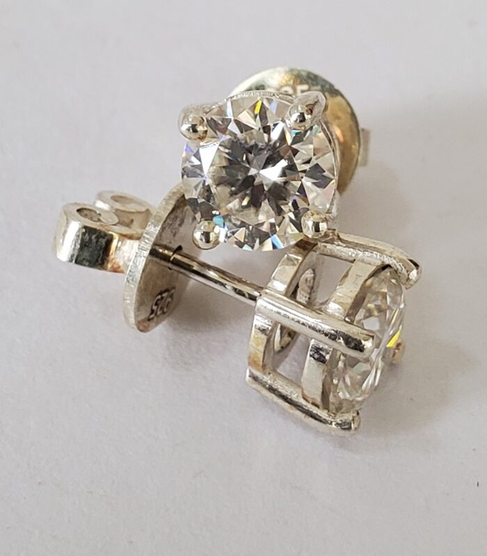 6.5mm Round cut 2ct Moissanite 925 stud earrings