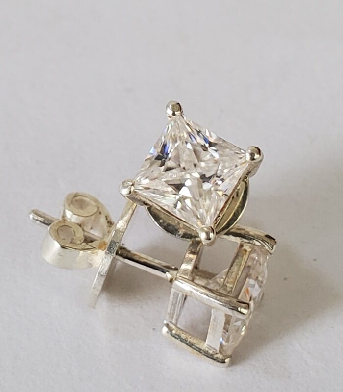 5mm Princess cut Moissanite stud earrings