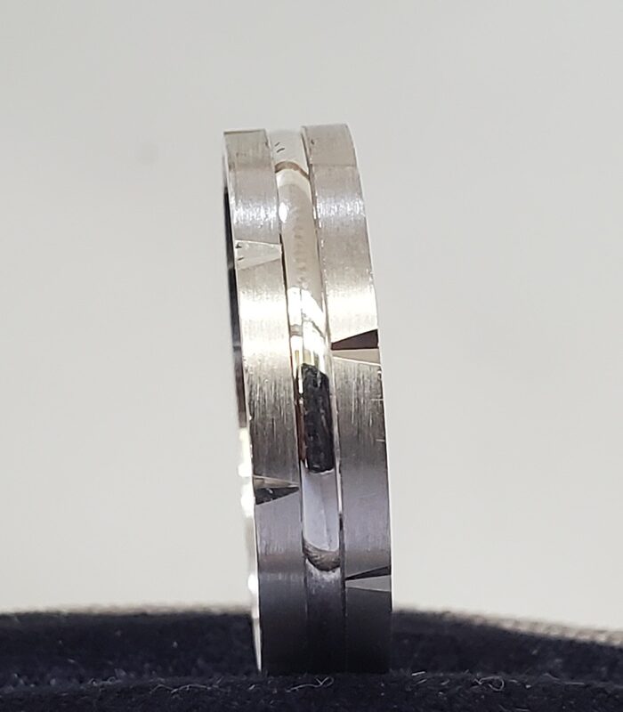 6mm Darted silver wedding band